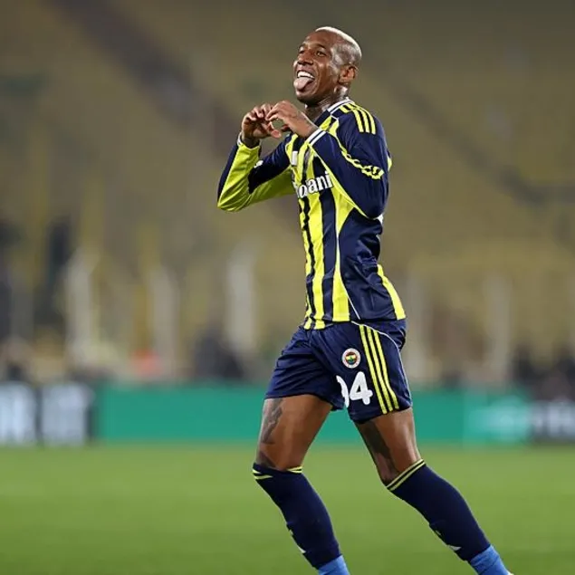 Talisca’dan derbi paylaşımı