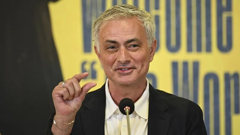 fenerbahce-transfer-haberi-jose-mourinho-4-yildizi-istedi-sampiyonluk-yolculugu-basliyor-1718487189386.jpg
