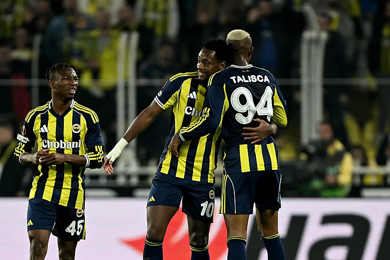 Kadıköy'de dev derbi! Fenerbahçe - Galatasaray maçının 11'leri netleşti - 17