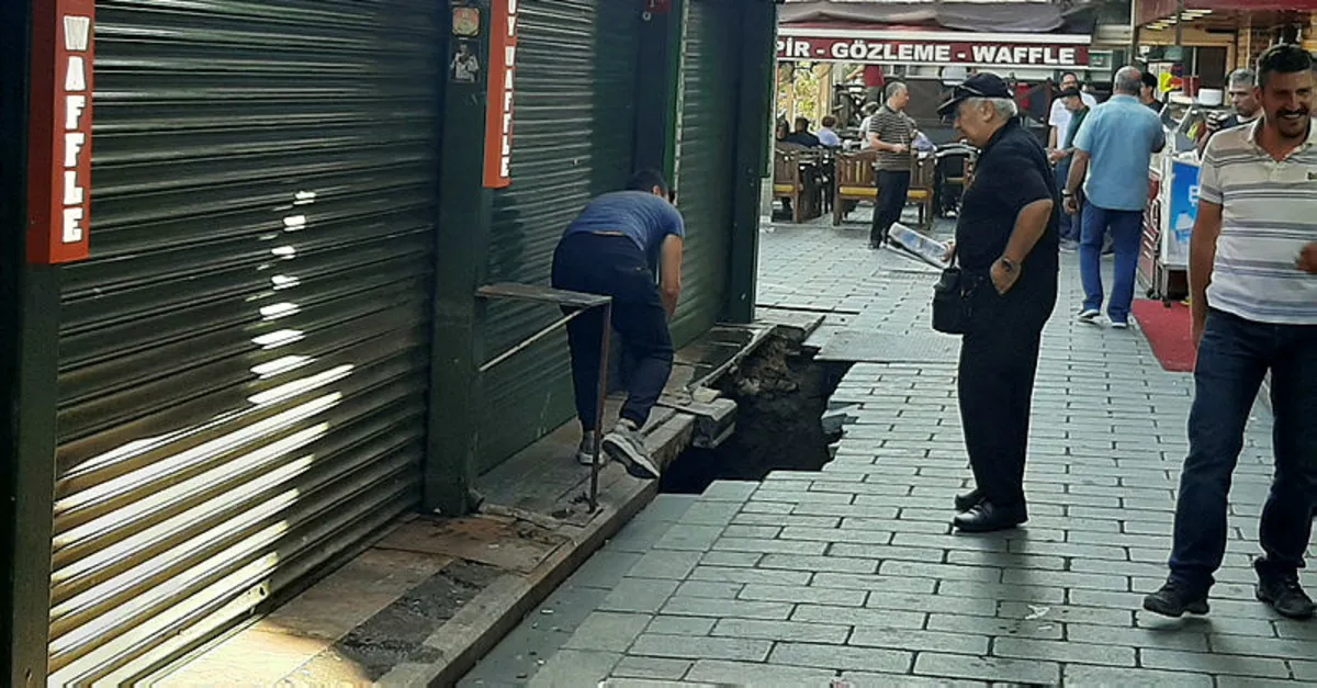 Ortaköy'de korkutan olay! Yol bir anda çöktü