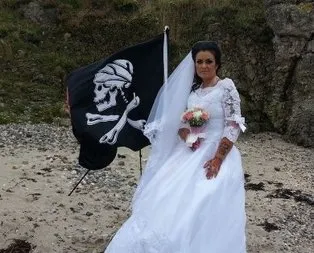 300 yaşındaki hayaletle evlenen kadından ayrılık açıklaması