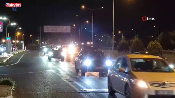 İstanbul depremi sonrası Tekirdağ yolundaki trafik kamerada