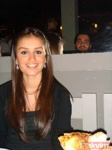 Son Dönemlerde Sosyal Medyayı Aktif Kullanan Genç Kadın, New York'ta Verdiği Pozları Art Arda Yayınladı.