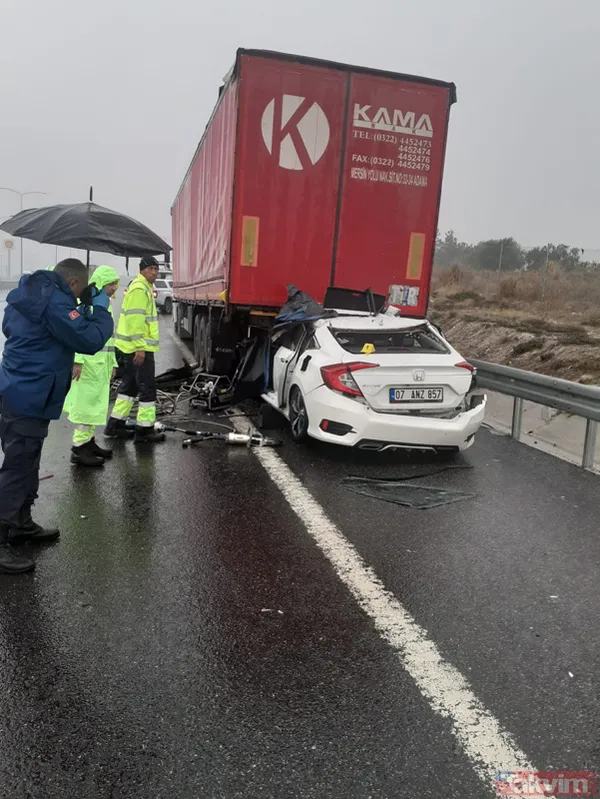 İzmir-İstanbul otoyolunda katliam gibi kaza! TIR'a arkadan çarptı hurdaya döndü: Ölü ve yaralılar var - 8