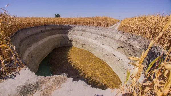 saganak-yagislar-yeterli-oldu-mu-konya-ovasi-can-cekisiyor-yogun-bakimdaki-hasta-gibi-1648107936200.jpg Sağanak yağışlar yeterli oldu mu? Konya Ovası can çekişiyor: yoğun bakımdaki hasta gibi-6