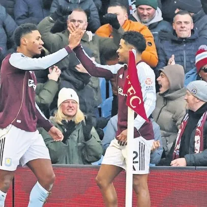 Aston villa doludizgin!