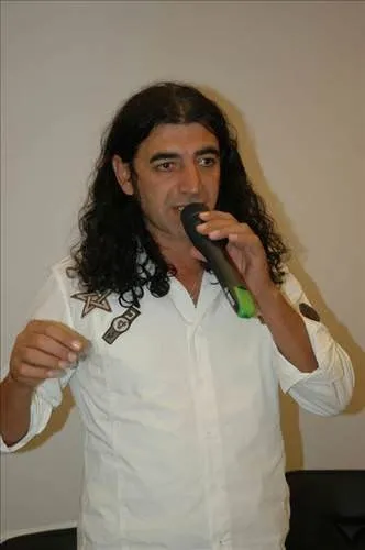 Ünlülerin Eski Meslekleri
