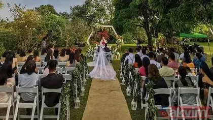 Filipinler’de Taal Yanardağı patladı, düğün fotoğrafı şoke etti!