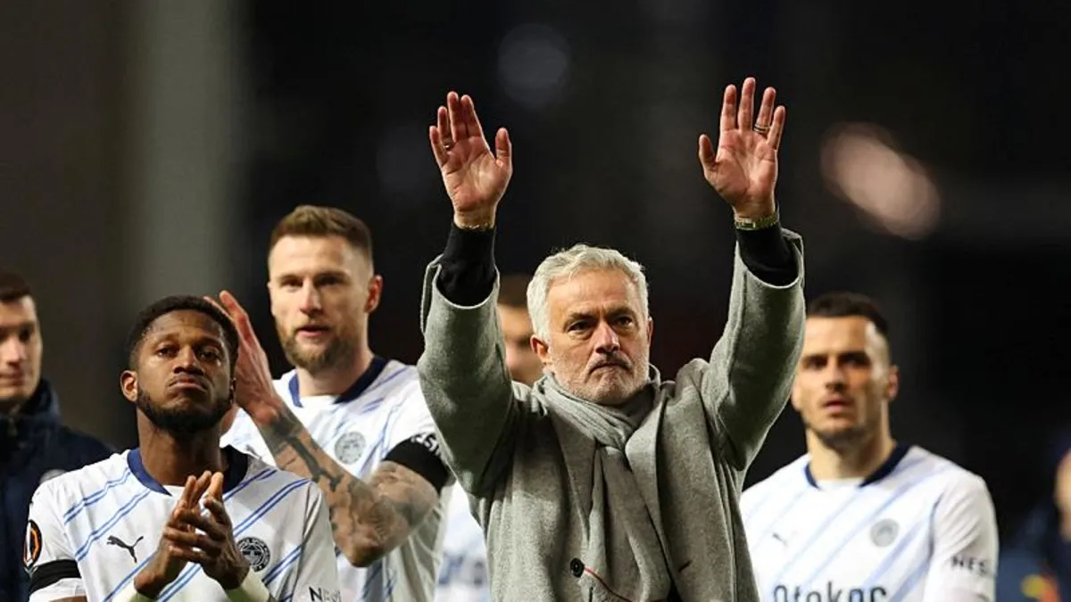 Mourinho'dan Fenerbahçe'ye 'special' transfer!