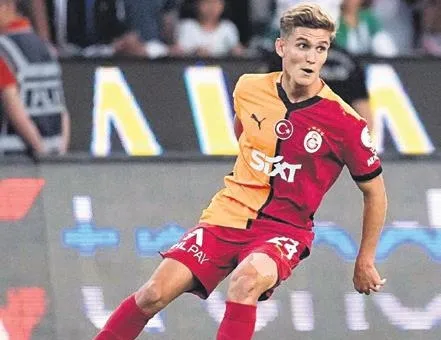 Elias Jelert formaya yakın