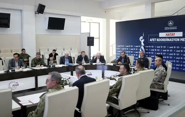 Bakan Akar ve Yunanistan Savunma Bakanı Panagiotopoulos ile bir araya geldi-5