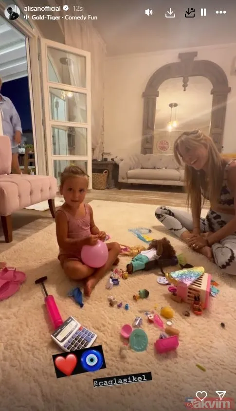 Minik Eliz annesi Buse Varol’un kopyası! Çağla Şıkel ile Alişan’ın kızı Eliz’in ev hallerine bakın! O anlar ilgi odağı oldu! - 18