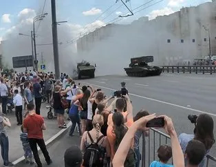 Rusya’da son teknoloji tankın arızası...