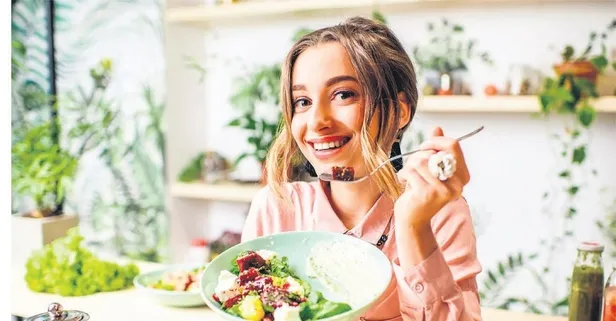 Yanlış beslenme böbrekleri kaybetme! Taze gıda tüketmek ve tuzu azaltmak lazım...
