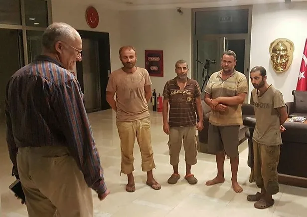 Nijerya'da kurtarılan 4 Türk vatandaşı, Abuja Büyükelçiliğine getirildi-1