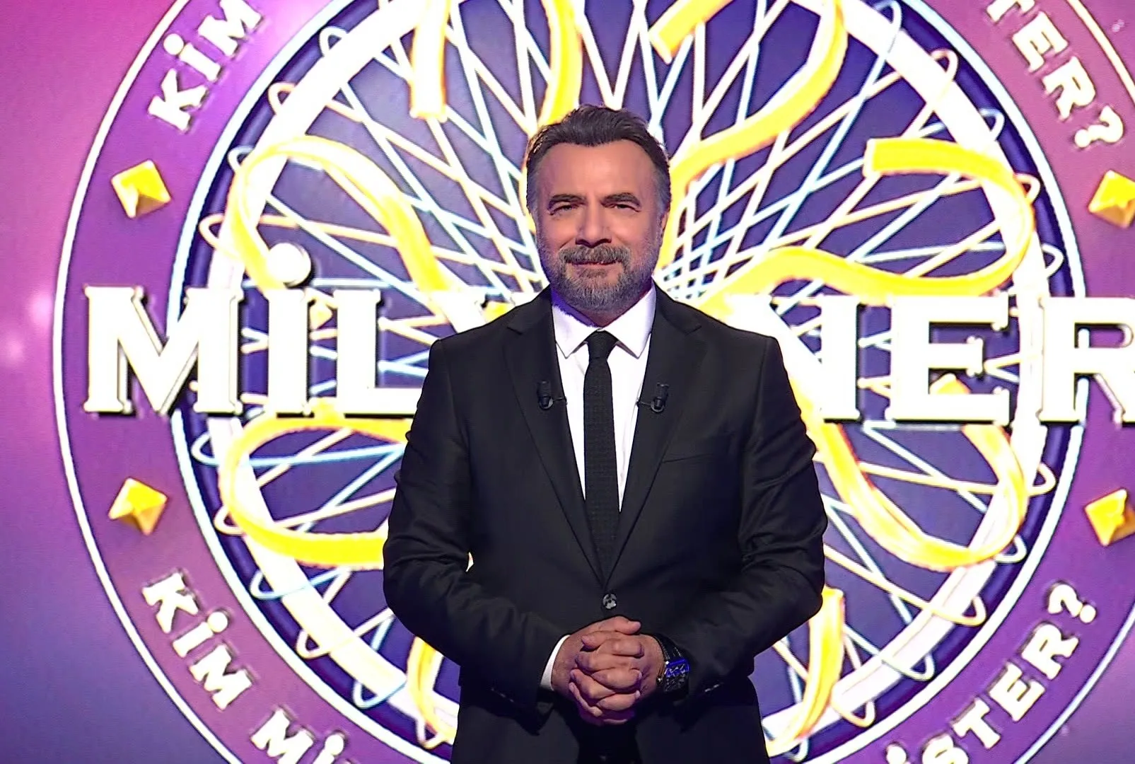 ABD’de 20 yıl boyunca iş bulmakta zorlanan, sebebini öğrenemeden işten çıkarılan Caron McBride ehliyetini değiştirirken hangisinden ötürü ‘ağır suç kaydı’nın olduğunu öğrenmiştir?