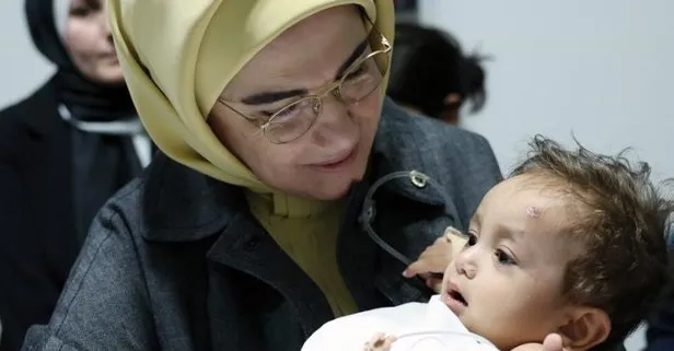Başkan Recep Tayyip Erdoğan’ın eşi Emine Erdoğan’dan Gazze’den getirilen hasta çocuklara özel ilgi!