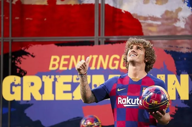 İspanyol devi Barcelona, Griezmann'ı tanıttı