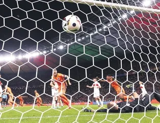 Hayaller ’yarı’m kaldı