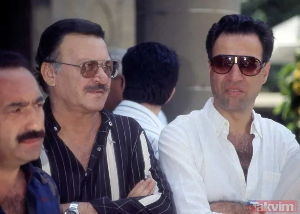 Yeşilçam'ın yakışıklı jönü Kartal Tibet oğluyla aynı filmdeymiş! Yıllar sonra ortaya çıktı! Meğer Müslüm Gürses'in Mutlu Ol Yeter filminde... - 4