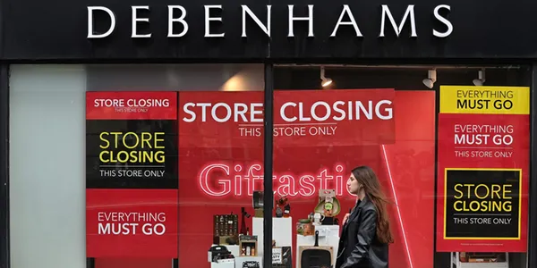 ingilterenin-242-yillik-dev-perakende-zinciri-debenhams-magazalarini-kapatiyor-1620229126777.jpg İngiltere'nin 242 yıllık dev perakende zinciri Debenhams, mağazalarını kapatıyor-2