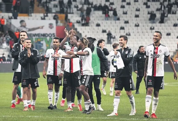 fenerbahce-kalecisi-altay-bayindir-ukraynali-cocuklari-unutmadi-buraya-galibiyet-fotografi-koymak-isterdim-1646177177658.jpeg Fenerbahçe kalecisi Altay Bayındır Ukraynalı çocukları unutmadı: Buraya galibiyet fotoğrafı koymak isterdim-11