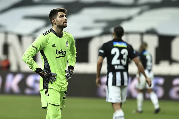 1626255892002.jpg Beşiktaş'ta kaleye Şampiyonlar Ligi transferi! Ersin Destanoğlu yerine...-5