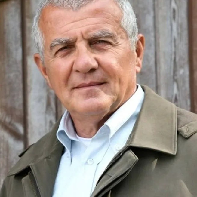 Başka Bir Gün'ün Haluk'u Avni Yalçın bakın hangi ünlü oyuncunun babası çıktı! Meğer Uzak Şehir'in yıldızının... - 3