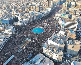 Kasım Süleymani’nin cenazesinde izdiham! Ölü ve yaralılar var