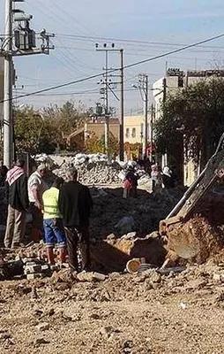 Hendek açan yandı