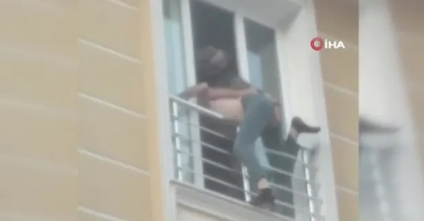 SON DAKİKA: Zeytinburnu’nda korku dolu anlar! Özel harekat polisi intiharı engelledi