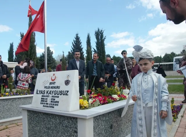 Bursalı şehit İlyas Kaygusuz’un oğlu Emir Taha'ya büyük jest-5