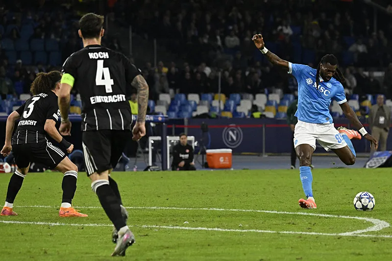 Galatasaray üç yıldızın transferinde mutlu sona yakın! - 19