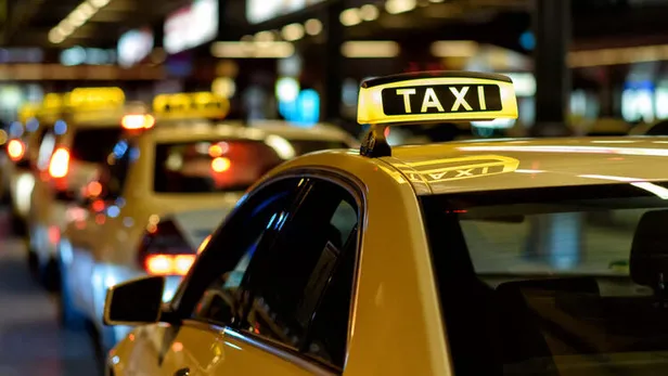 taksicilerden-ibbnin-yeni-taksi-yonetim-sistemine-tepki-1603185993590.jpg