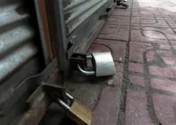 PKK yandaşları esnafa saldırdı