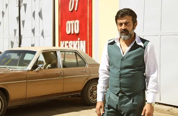 zuleyha-gozyaslarina-boguldu-bir-zamanlar-cukurova-108-bolum-2-fragmani-yayinlandi-benim-bir-arkadasim-vardi-demir-yaman-diye-1634151548029.jpg Züleyha gözyaşlarına boğuldu! Bir Zamanlar Çukurova 108. bölüm 2. fragmanı yayınlandı: "Benim bir arkadaşım vardı, Demir Yaman diye..."-4