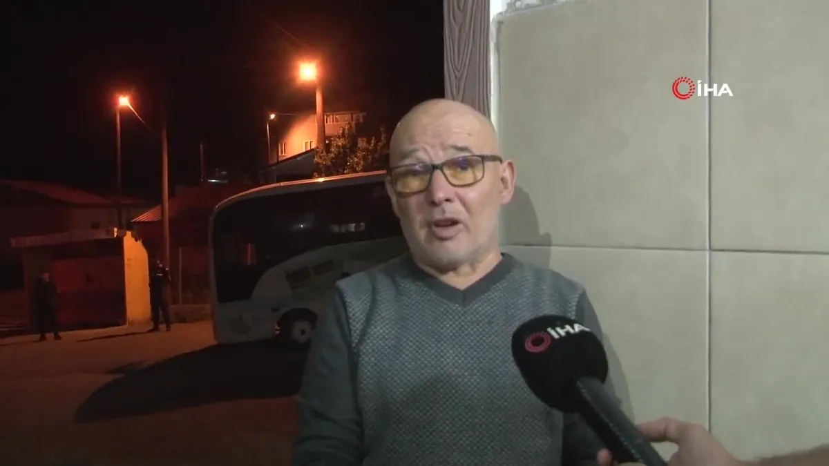 Bolu'da Yangın Kabusu! Kavacık Köyü Muhtarı: "Yangın 4 Kilometre Uzakta, Köy Tamamen Boşaltıldı"