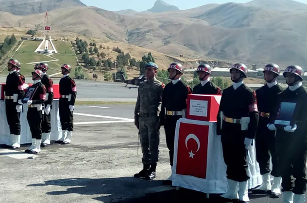 PKK'lıların şehit ettiği anne ve 11 aylık bebek için tören düzenlendi