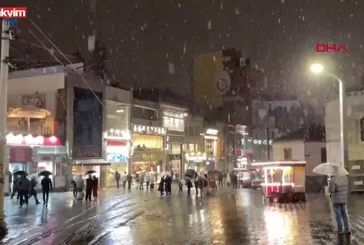 İstanbul'da kar yağışı etkili oluyor