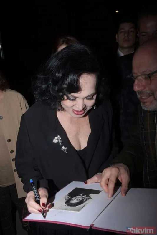 Türkan Şoray Başkent'te nostalji rüzgarı estirdi! "Ankara geliniyim" - 15