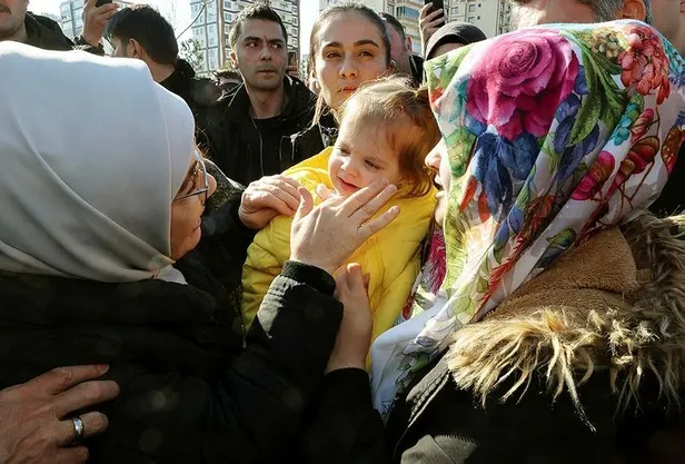 Başkan Erdoğan Diyarbakır'da duyurdu: "Üniversiteler uzaktan eğitime geçiyor KYK yurtları depremzedelere açılıyor"-12