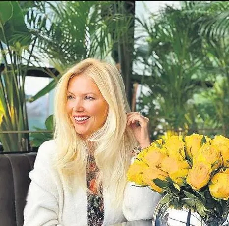 Aslıhan Karalar'ın annesi Nuray Hanım görenleri şaşırttı-4