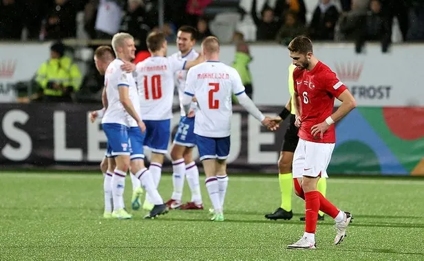 ay-yildizlilar-stefan-kuntz-yonetiminde-adeta-tarihi-yeniden-yazdi-milliler-faroe-adalarinin-40-yil-icinde-yen-1664228883183.jpeg Ay-yıldızlılar, Stefan Kuntz yönetiminde adeta tarihi yeniden yazdı! Milliler, Faroe Adaları’nın 40 yıl içinde yendiği 16. takım olmayı başardı-2