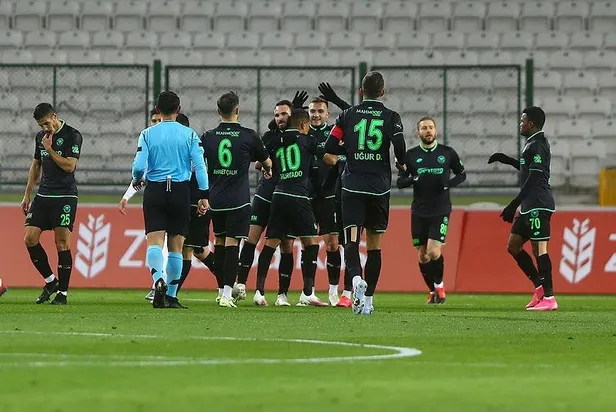 konyaspor-7-atti-ziraat-turkiye-kupasinda-bir-ust-tura-yukseldi-1606414207888.jpeg