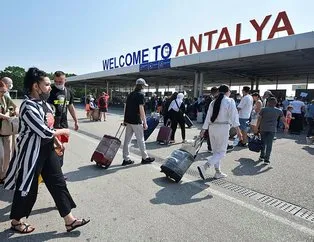 4 günde geçen yılı solladı! Antalya’ya Rus turist akını