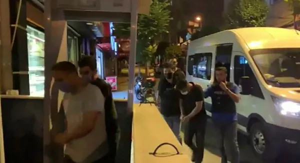 İstanbul Şişli'de akılalmaz olay! 3 koronavirüs aşısını 10 bin liraya sattı-2