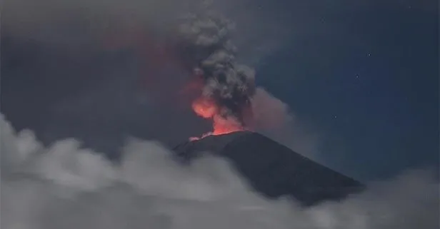 Japonya’da yanardağ patlaması