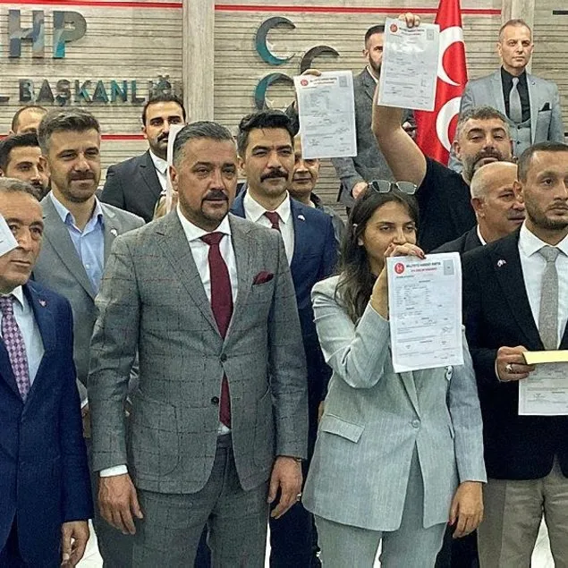 Eski Zafer Partililer MHP’ye katıldı!