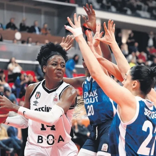 Dişi Kartal yarı finalde