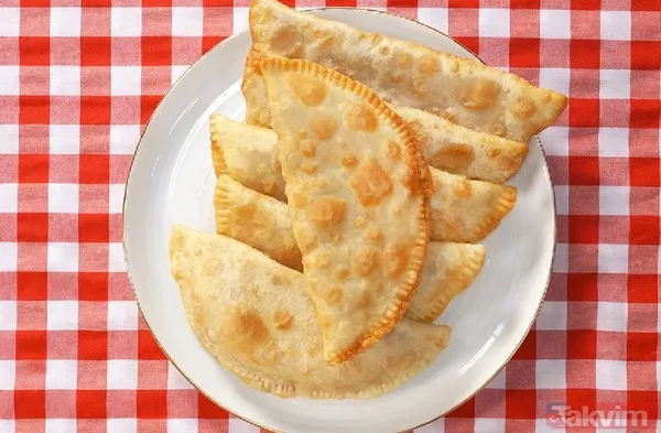 Yağ çekmeyen kıvam! Çiğ börek nasıl yapılır? - 8